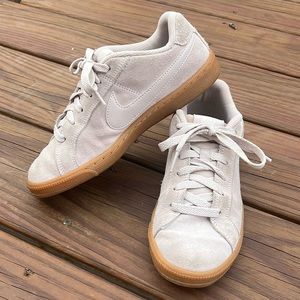 Nike Gum Sole Sneakers